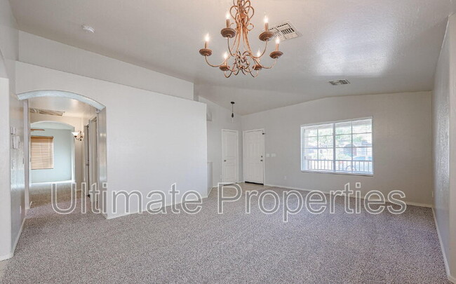 Building Photo - 11698 N 153rd Ave