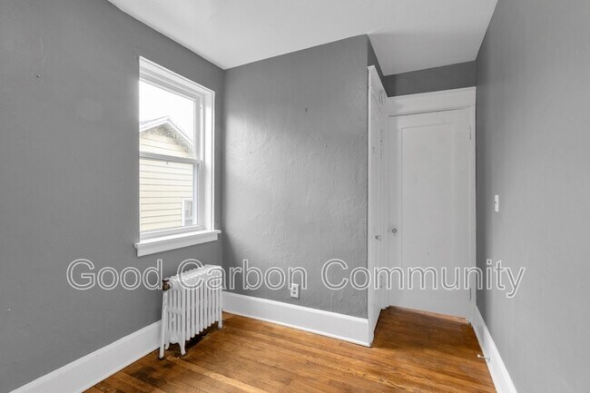 Building Photo - 7 E Depew Ave