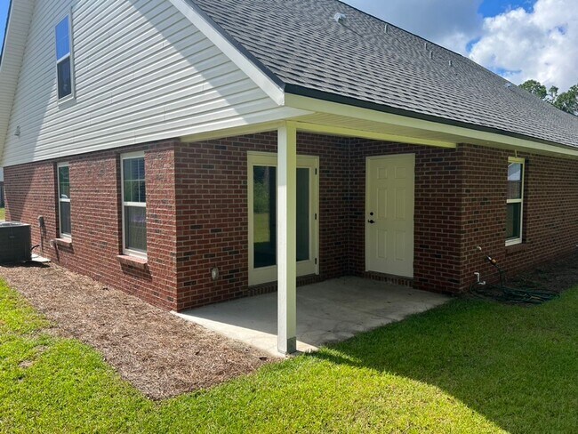 Building Photo - BRAND NEW! 3BR/2BA Duplex for Rent