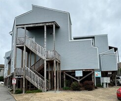 Building Photo - 1326 W Ocean View Ave
