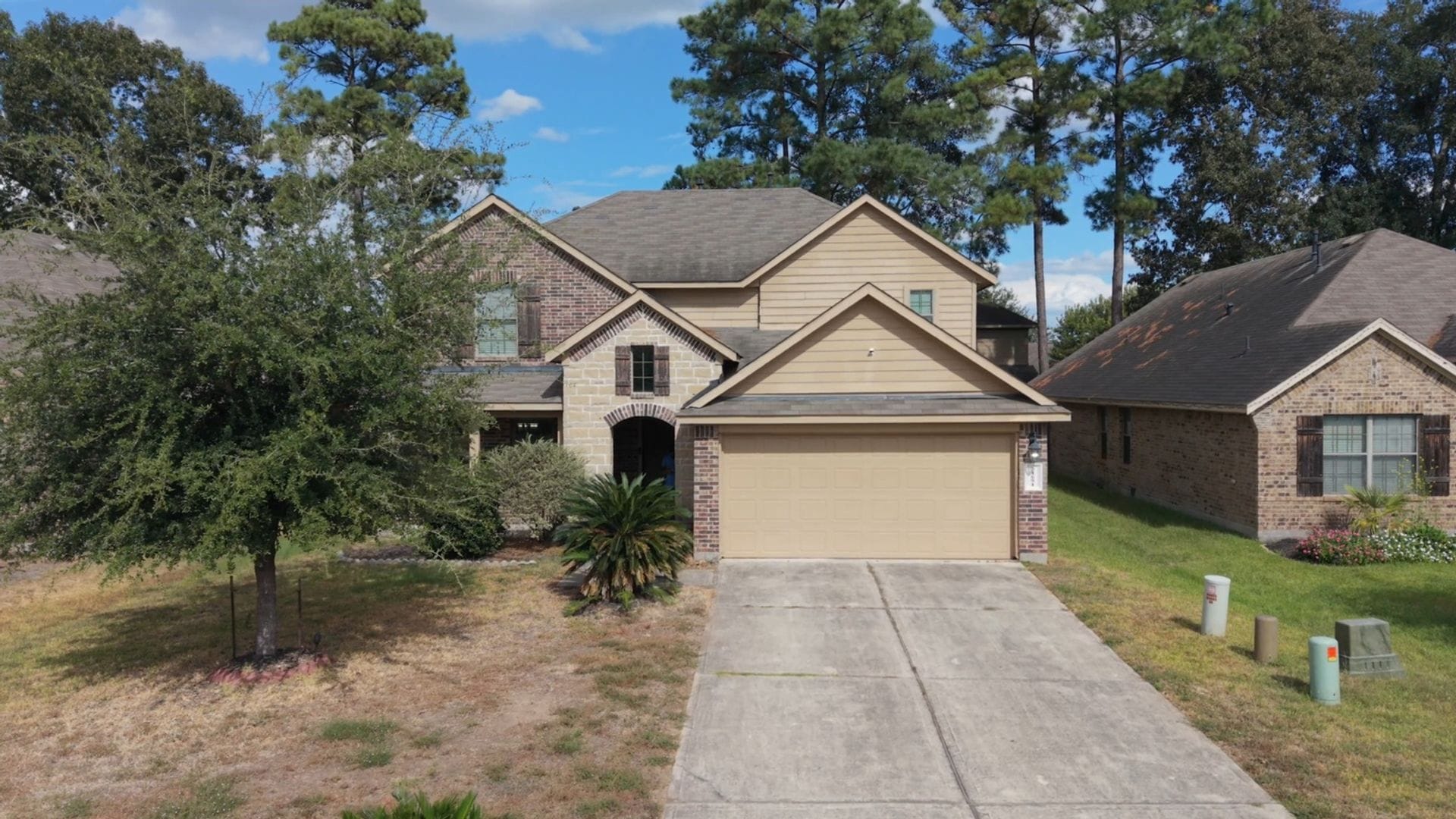 Building Photo - 21691 Horseshoe Dr