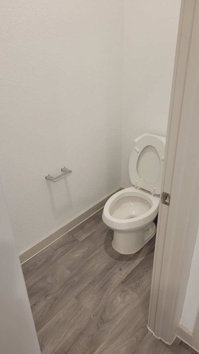 Building Photo - 2907 Stamford Hl Ln