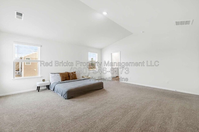 Building Photo - 10820 Tuff Ln