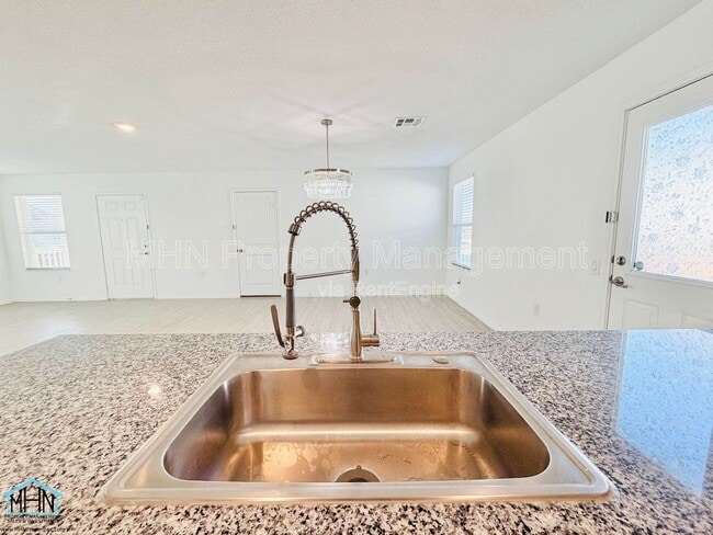 Building Photo - 10154 Asta Trl