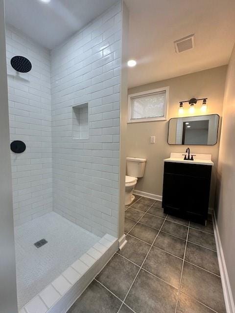 Building Photo - 2137 Delowe Dr