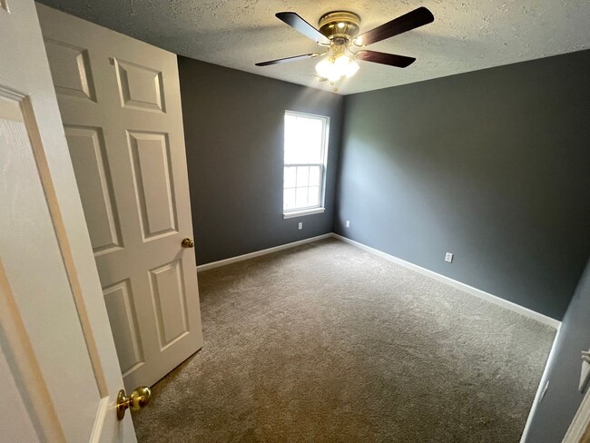 Building Photo - Cute Efficient Home For Rent Shelby County
