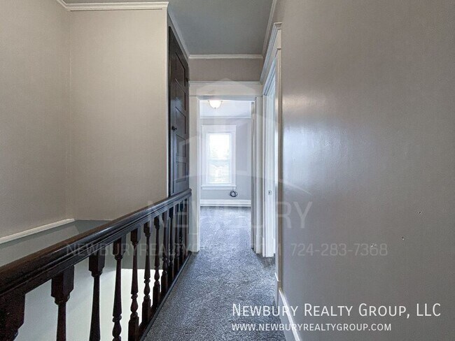 Building Photo - 313 Wilson Ave