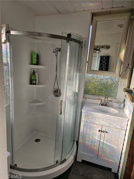 Building Photo - 1820 N Bush St