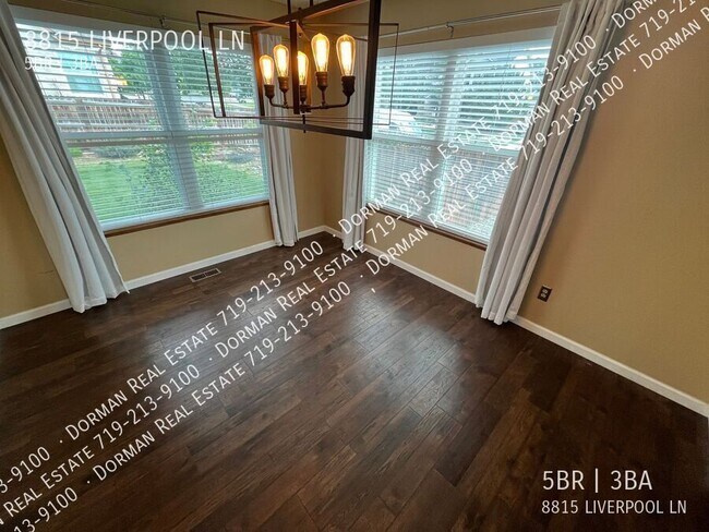 Building Photo - 8815 Liverpool Ln