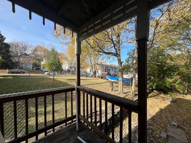 Building Photo - 4 bedroom 1 bath