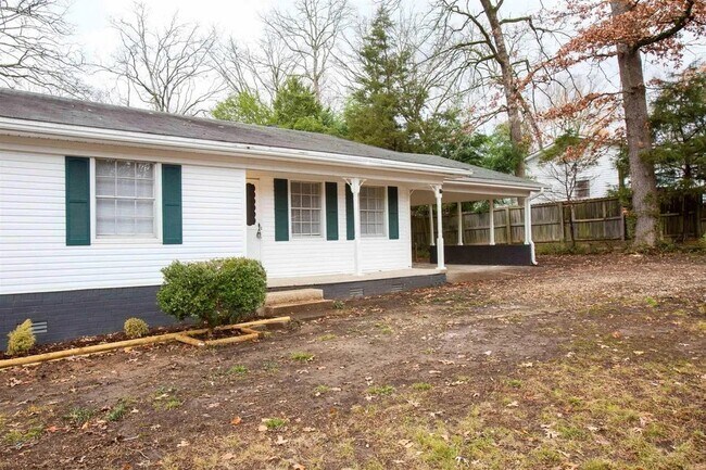 Building Photo - 13324 Alexander Rd