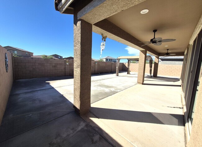 Building Photo - 7742 S Long Pond Walk Way