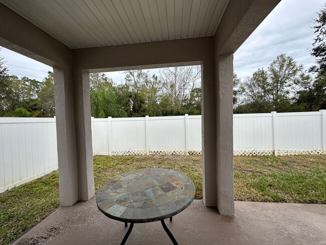 Building Photo - 627 Aeolian Dr