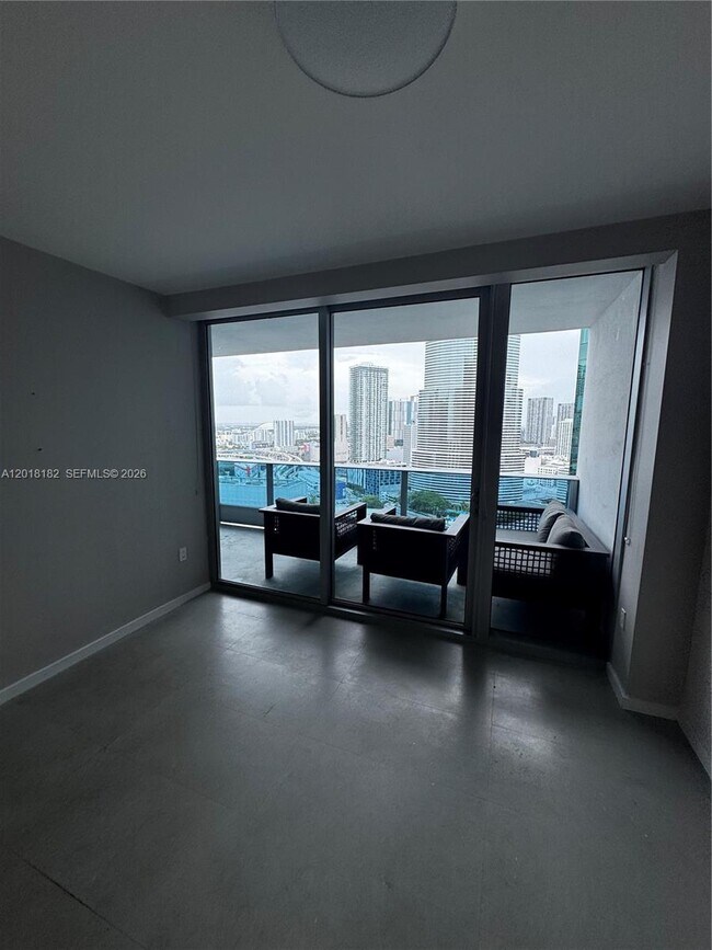 Building Photo - 200 Biscayne Blvd Way
