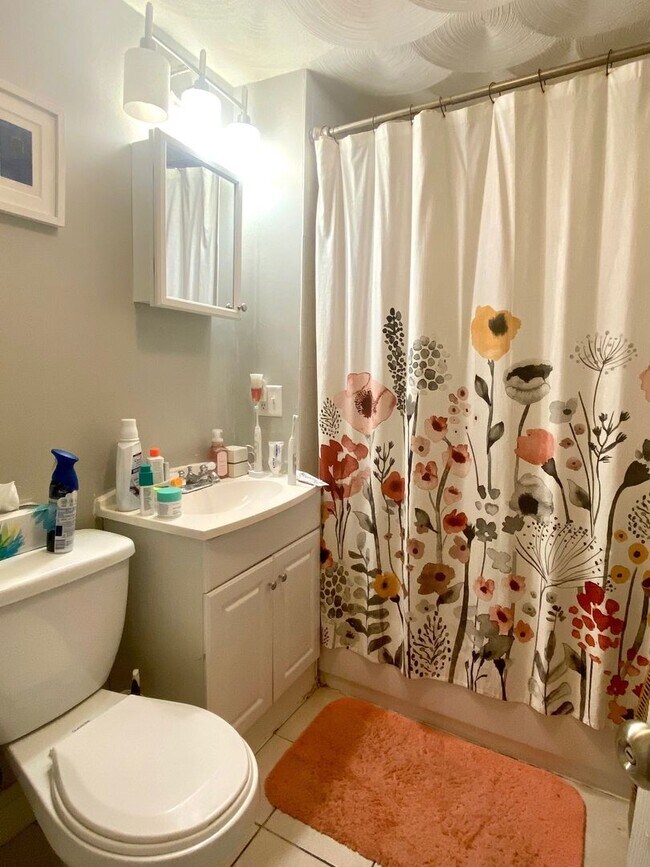 Interior Photo - 133 Eutaw