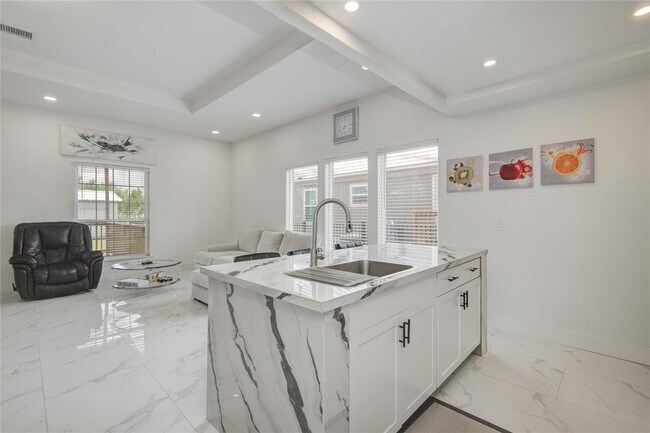 Building Photo - 582 Rd 5707