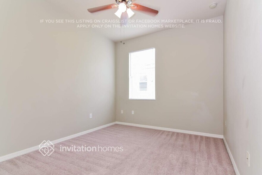 Building Photo - 5643 Aral Dr