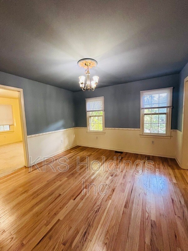Building Photo - 12703 Mill Forest Ct