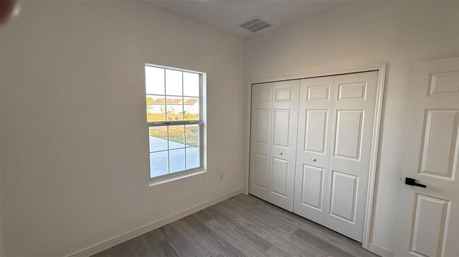 Building Photo - 875 Colville Dr