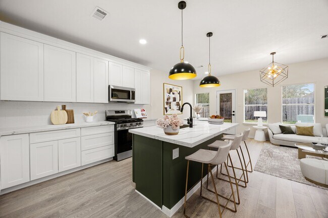 Building Photo - 13735 Sablegarden Ln