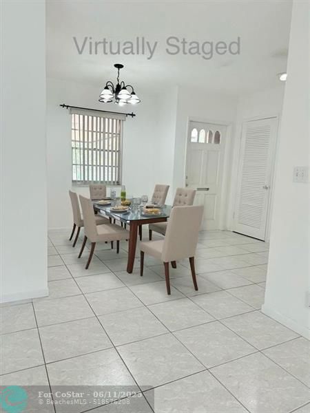Building Photo - 9089 Thunderbird Dr