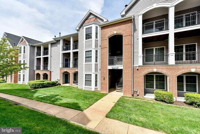 Building Photo - 46588 Drysdale Terrace