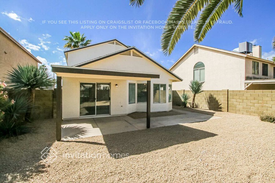 Building Photo - 5180 W Saragosa St