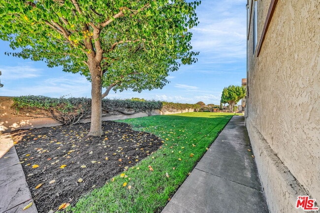 Building Photo - 2333 241st St