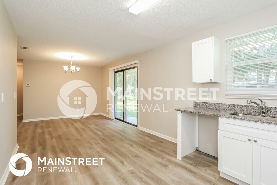 Building Photo - 5203 Chivalry Dr