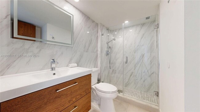 Building Photo - 3140 S Ocean Dr