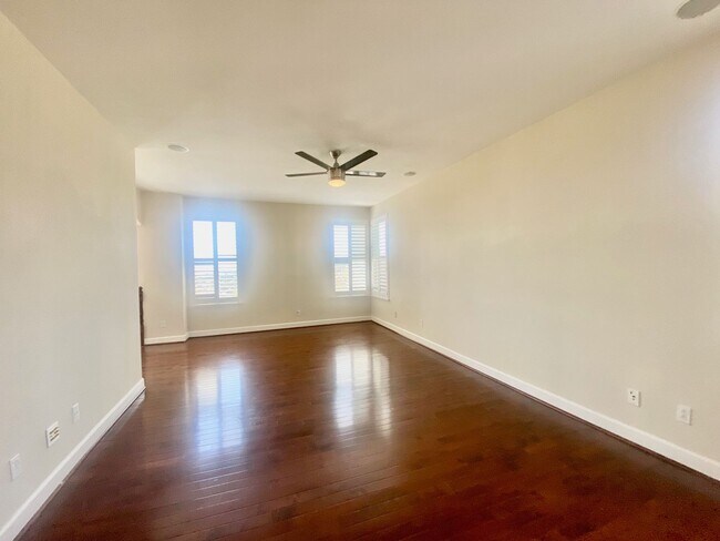 Building Photo - AVAILABLE BY 1/1/26 - ELEGANT AND SPACIOUS 4 BED, 4 BATH 2 STORY HOME WITH VIEWS OF EL DORADO HILLS