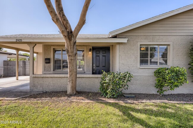 Building Photo - 2405 W Citrus Way