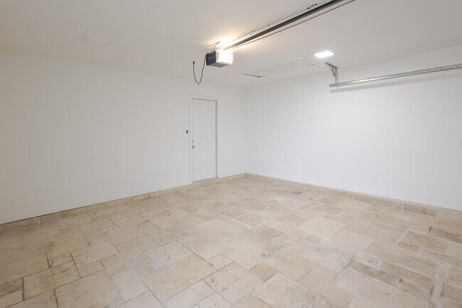 Building Photo - Bentley Place, Boca Raton, FL 33433 - 3 BR 2 BA single-family home