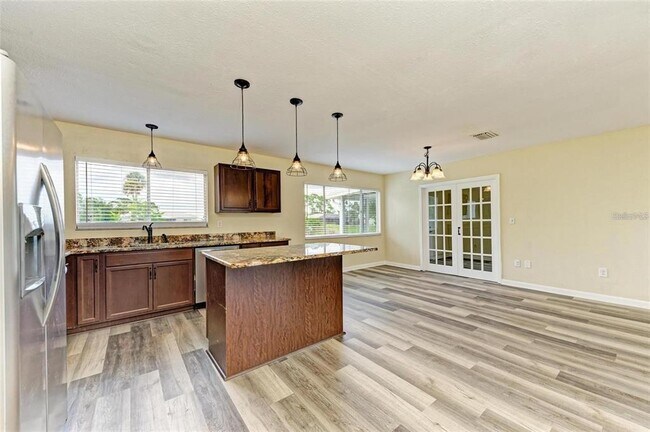 Building Photo - 7120 Elyton Dr