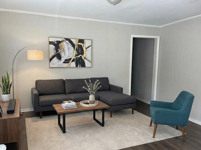 Building Photo - 1308 Ivy St