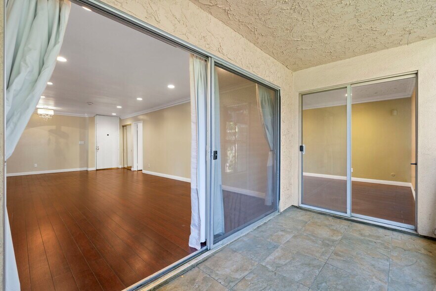 Building Photo - 3113 Raintree Cir