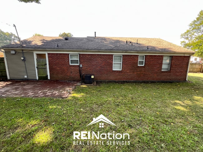 Building Photo - INCREDIBLE VALUE! 3BR/1.5BA Memphis Home | Brick Fireplace | Fenced Yard!