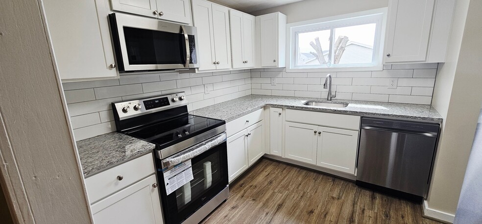 Building Photo - 304 Vine St