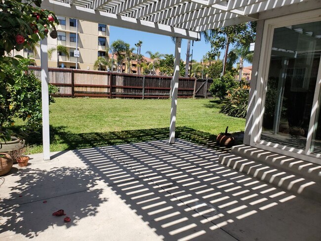 Building Photo - 3 BR / 1.75 BA home adjacent to SDSU available July 1st, 2026.