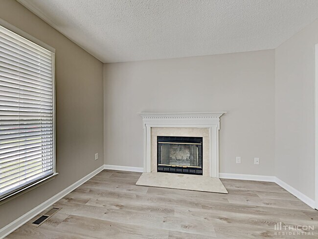 Building Photo - 5005 Baffin Ct