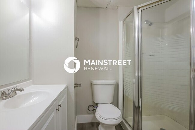 Building Photo - 3 Bedroom Pet-Friendly Home in INDEPENDENC...