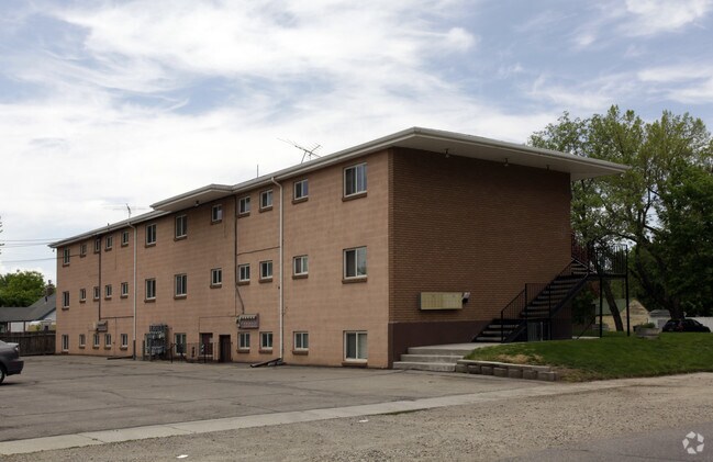 Building Photo - 388 E 300 N