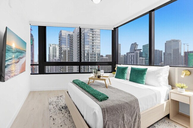 Building Photo - 225 N Miami Ave