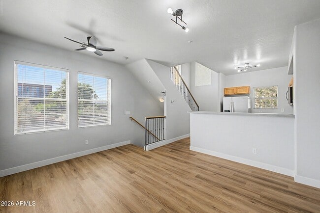 Building Photo - 418 N Mahogany Ct