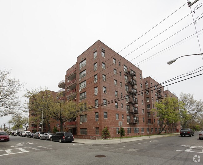 New Haven Towers 2210 New Haven Ave Far Rockaway NY 11691 Apartment