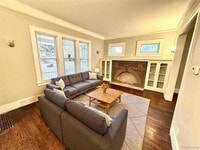 Building Photo - 14570 Lappin St