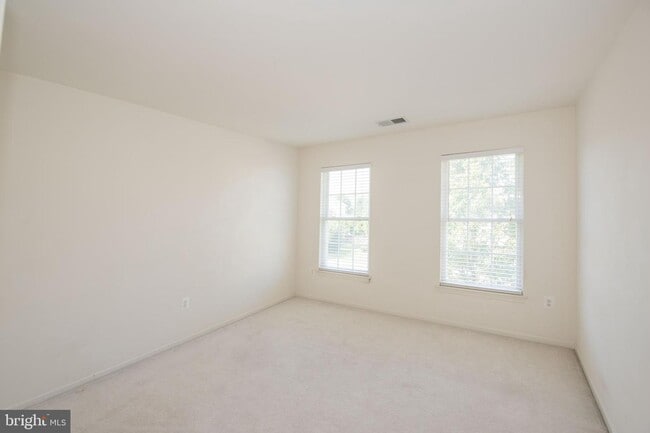 Building Photo - 12801 Victory Lakes Loop