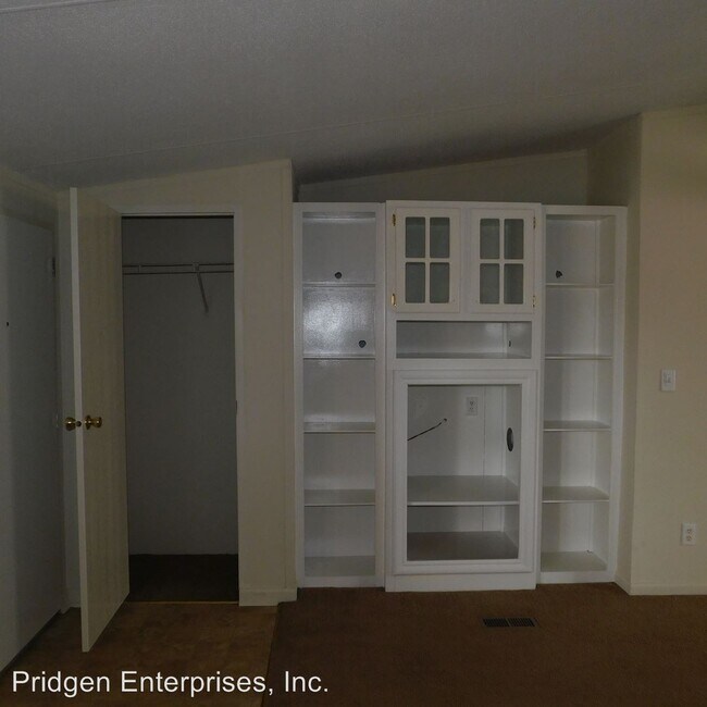 Building Photo - 3 br, 2 bath House - 107 Smokey Ridge Road