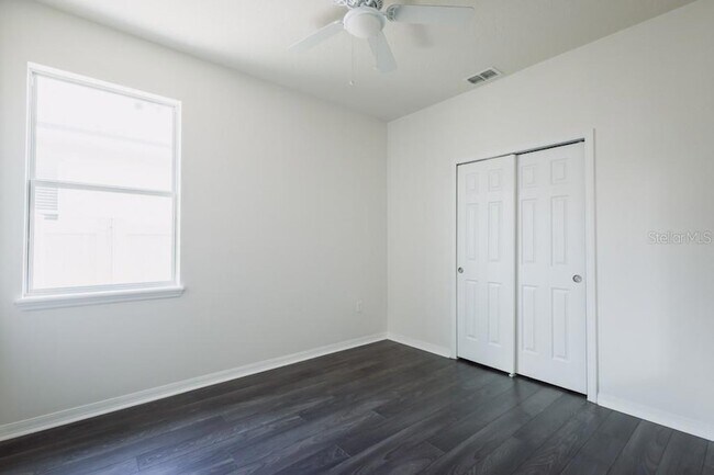 Building Photo - 7557 Azalea Cove Cir