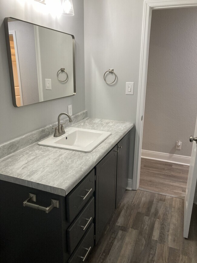 Building Photo - 321 Ismael Rd